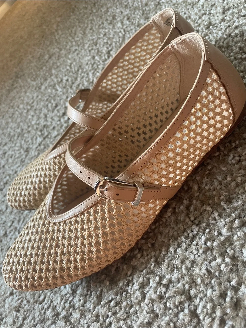 Steve Madden Luxxy Mary Jane Flat in Tan ✨ Size 9 1/2